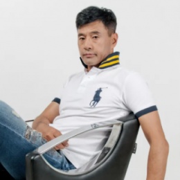 于荣光