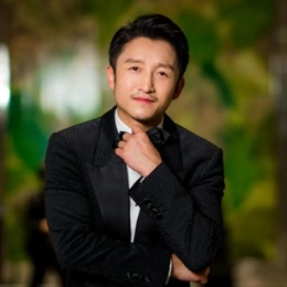 邹市明